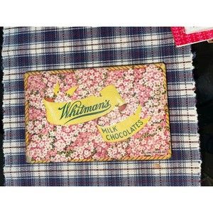 Rare 1948 Vintage Whitman’s Milk Chocolate Candy 1 Pound Box Embossed